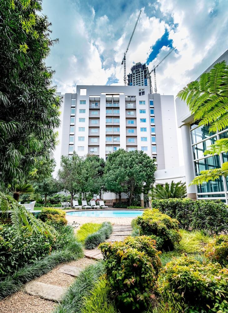 Garden Court Sandton City Johannesburg Exterior photo